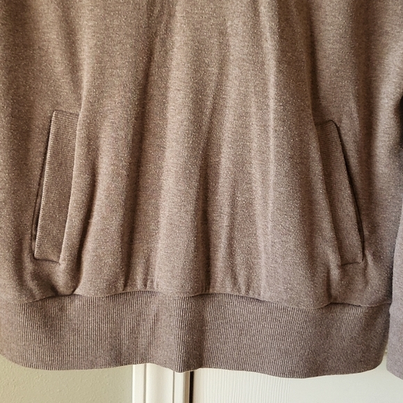 Sweater - Picture 4 of 5